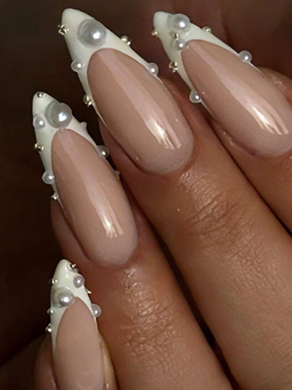 Pearl Accent Almond Press on Nail Set